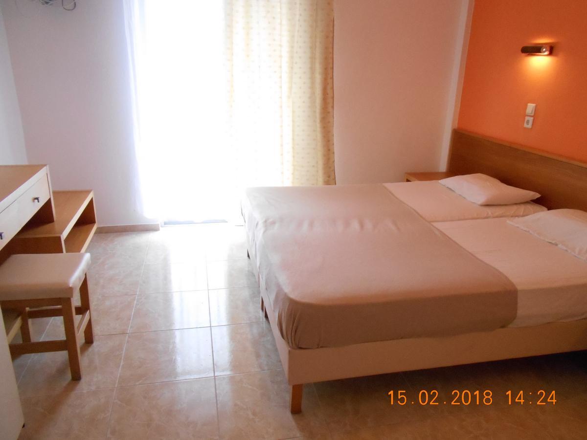 Doukas Hotel Skala Rachoni  Eksteriør billede